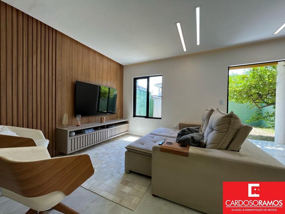 Casa à venda com 2 quartos, 138m² - Foto 4