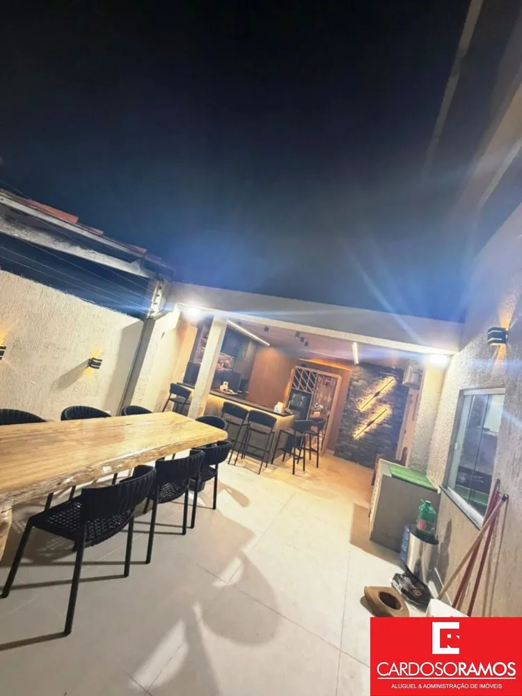 Casa, 4 quartos, 200 m² - Foto 3