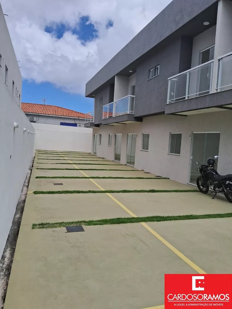 Casa à venda com 2 quartos, 90m² - Foto 3