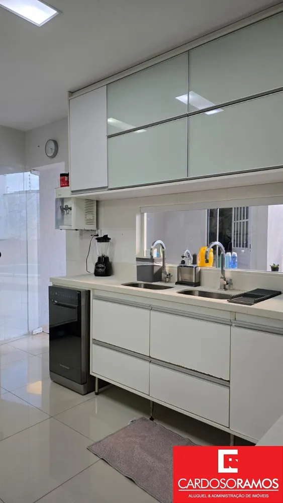 Casa, 4 quartos, 243 m² - Foto 6