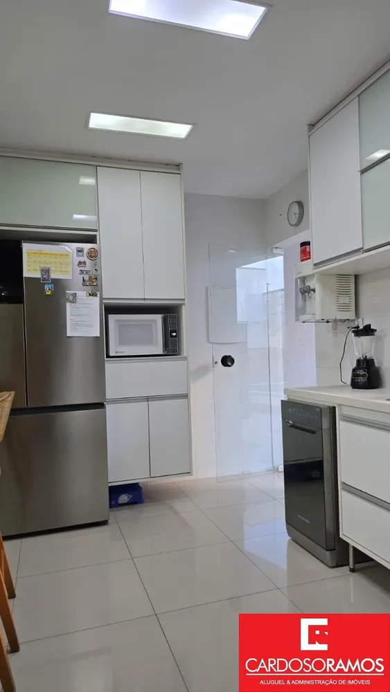 Casa, 4 quartos, 243 m² - Foto 4