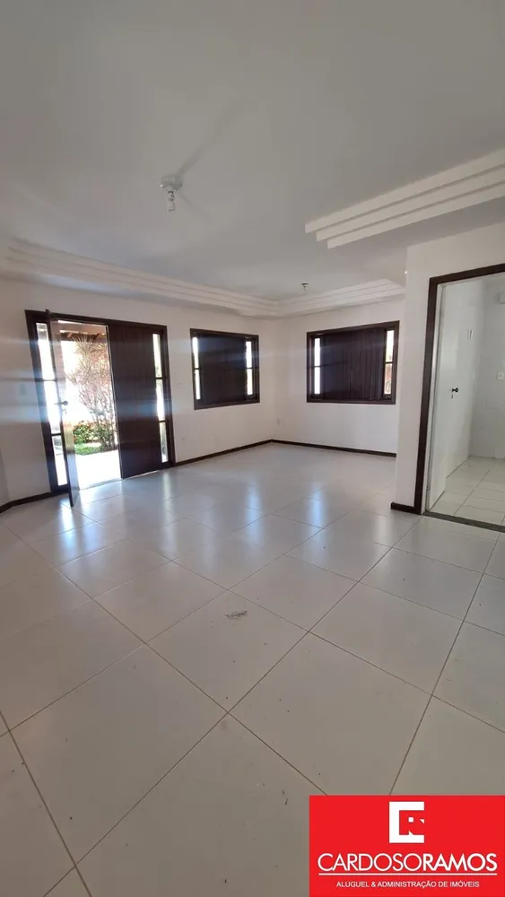 Casa, 3 quartos, 193 m² - Foto 3