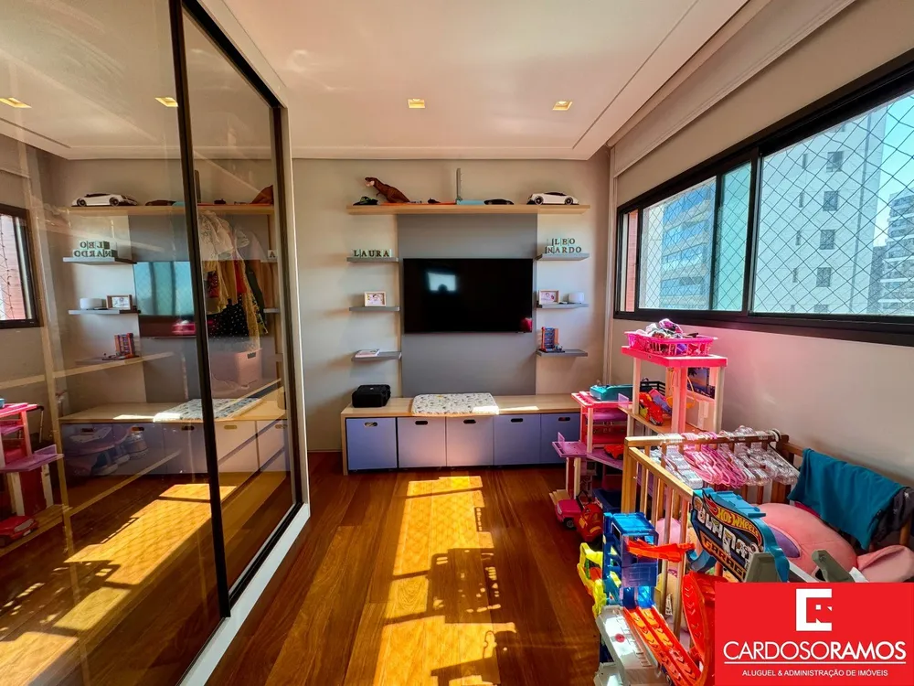 Apartamento, 3 quartos, 242 m² - Foto 3
