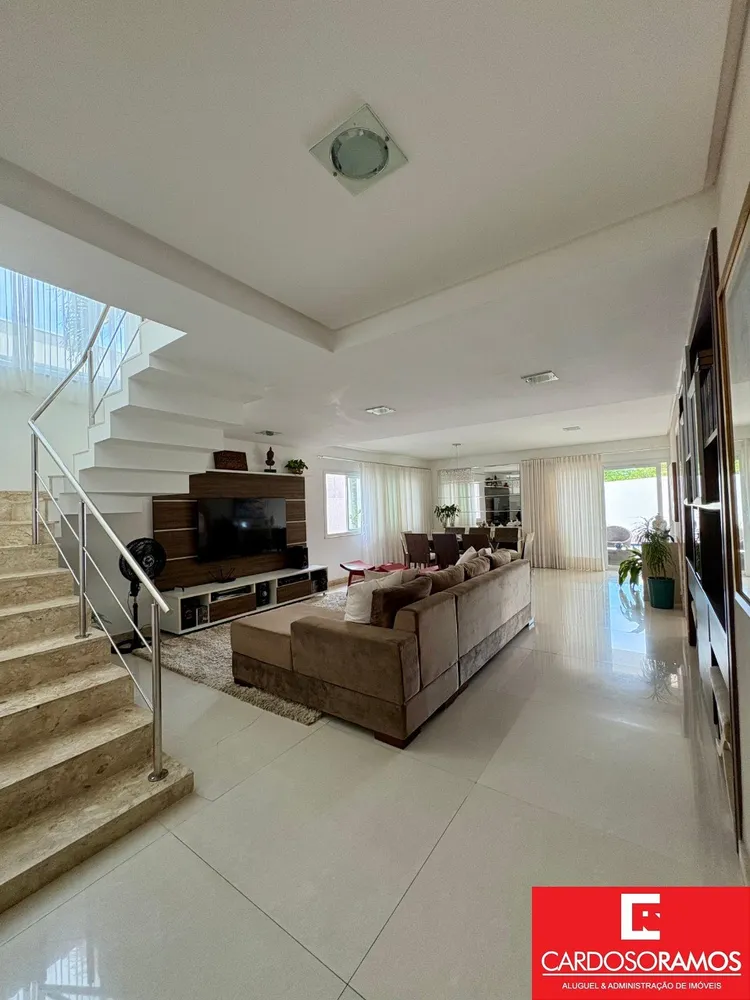 Casa, 5 quartos - Foto 1