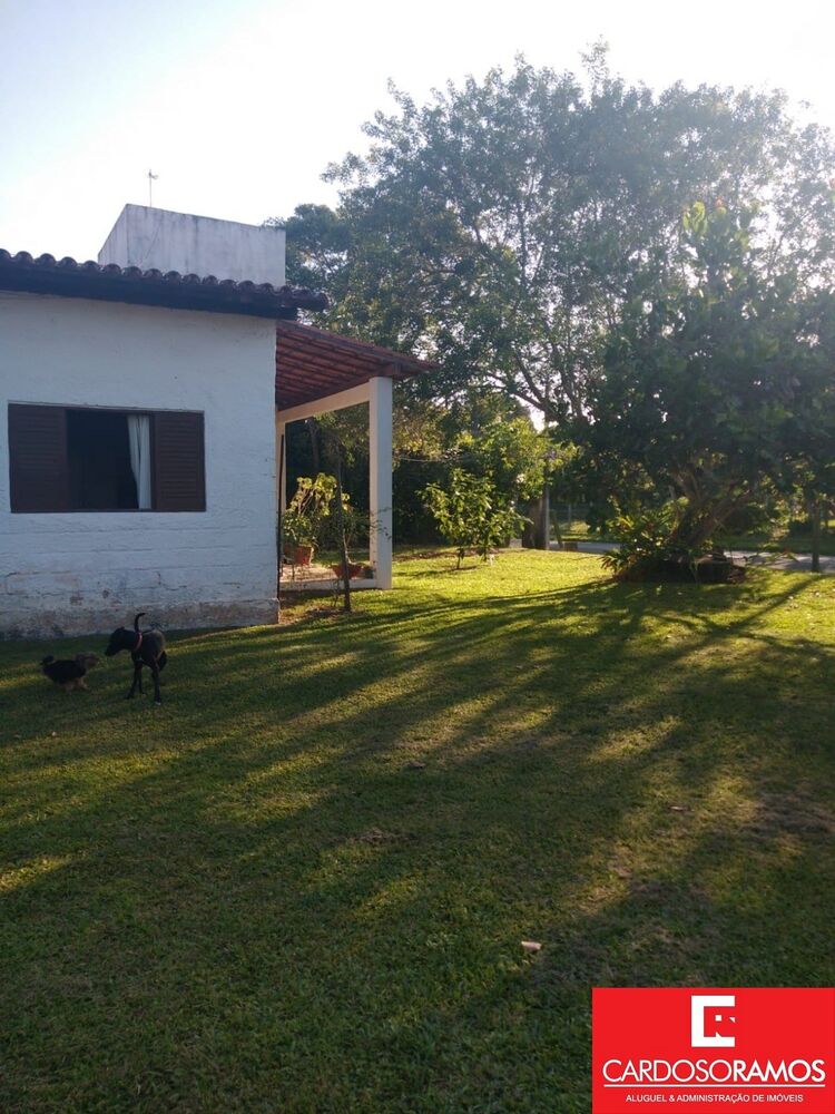 Casa à venda com 4 quartos, 1500m² - Foto 2