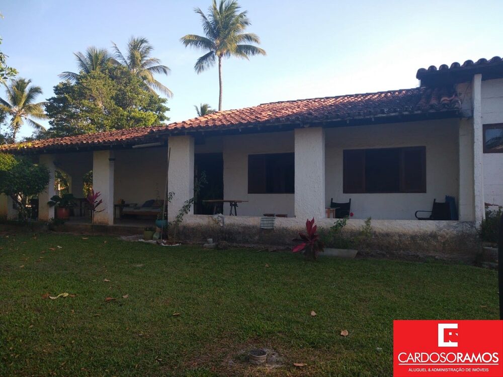 Casa à venda com 4 quartos, 1500m² - Foto 1