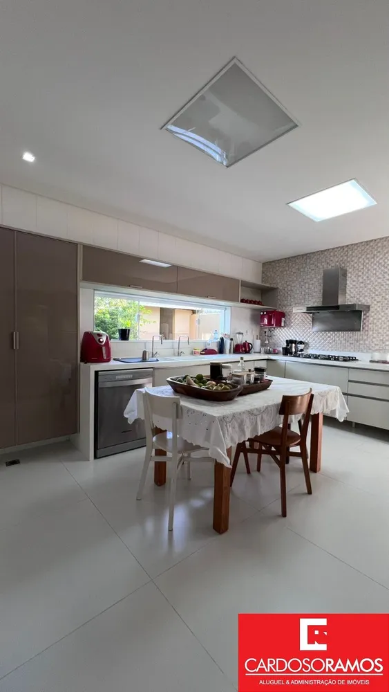 Casa, 3 quartos, 283 m² - Foto 1