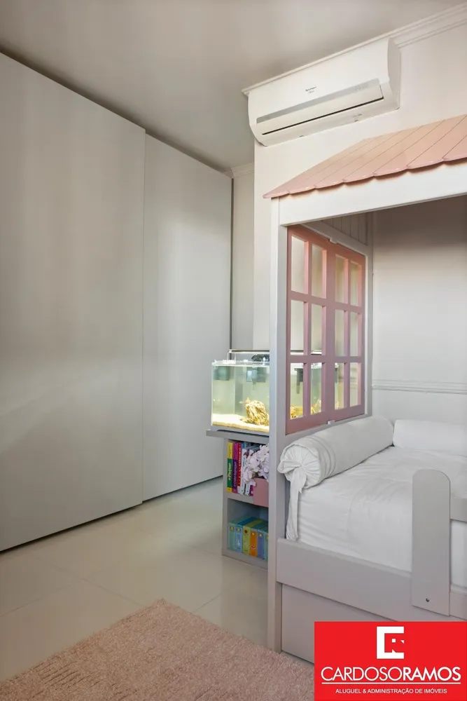 Apartamento, 3 quartos, 305 m² - Foto 2