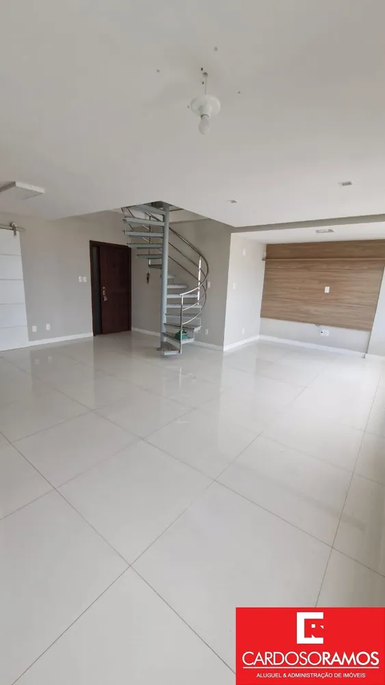 Apartamento, 3 quartos, 211 m² - Foto 2