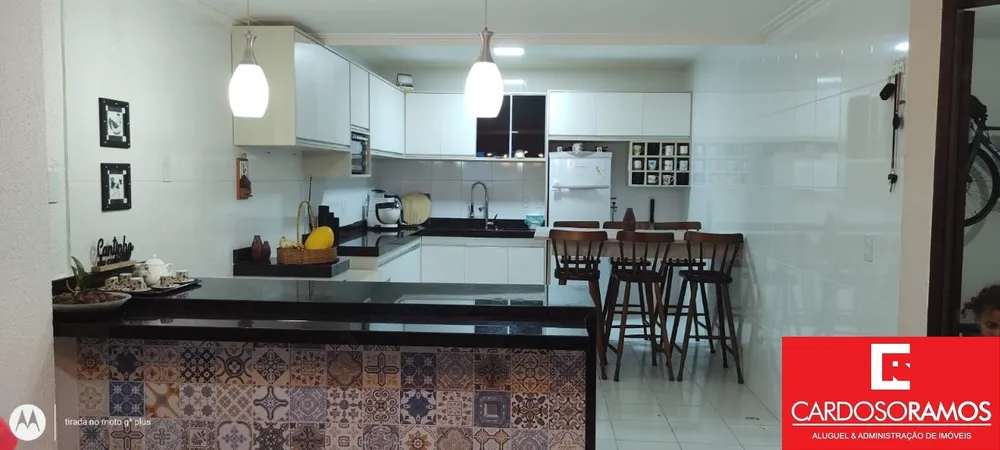Casa, 4 quartos, 230 m² - Foto 3