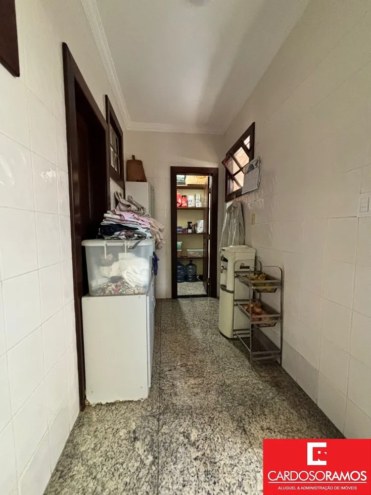 Casa, 4 quartos, 260 m² - Foto 1