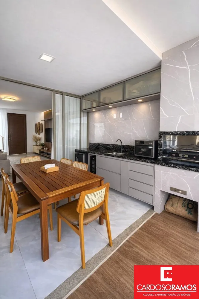 Casa, 4 quartos, 219 m² - Foto 3