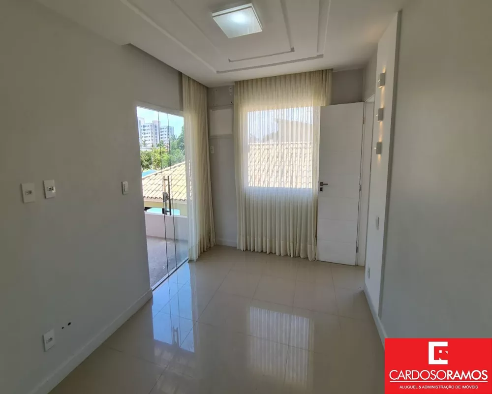 Casa à venda com 5 quartos, 400m² - Foto 17