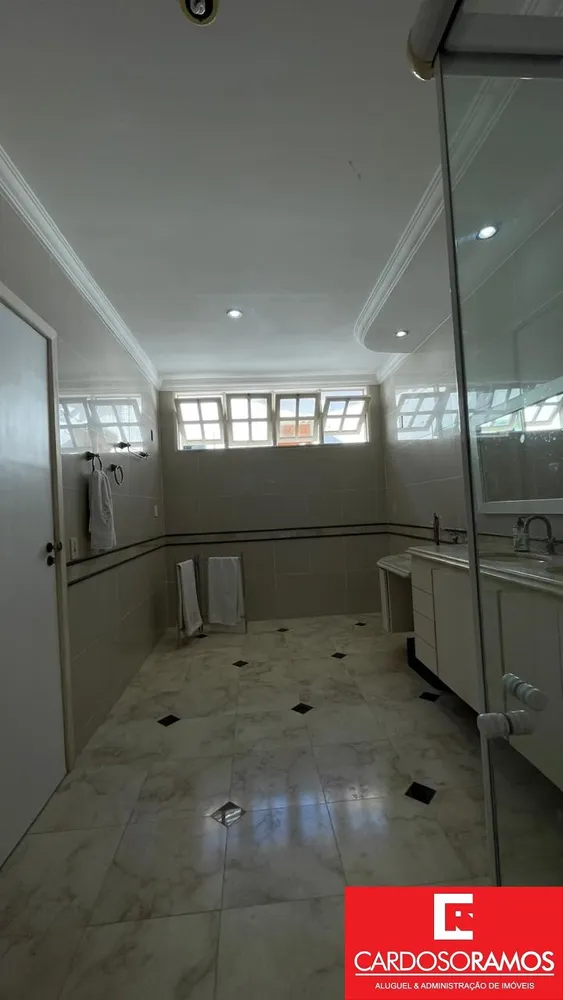 Casa, 4 quartos, 347 m² - Foto 2