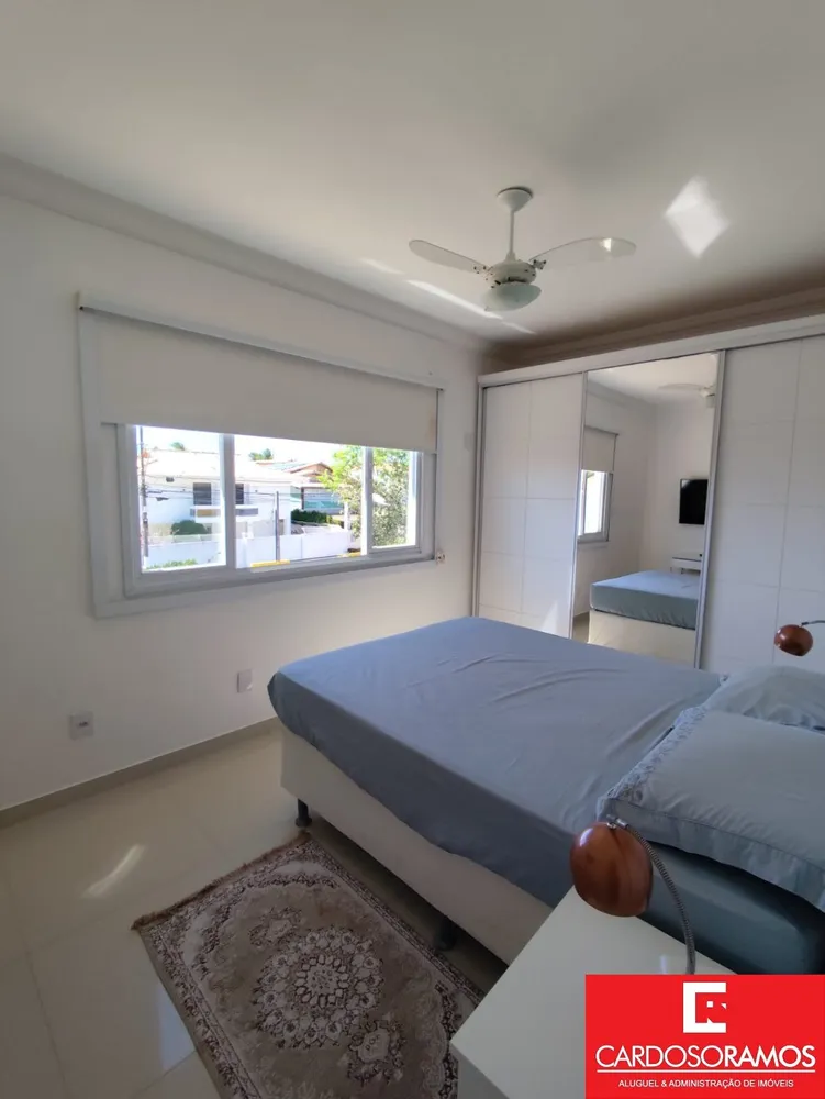Casa, 3 quartos, 213 m² - Foto 1
