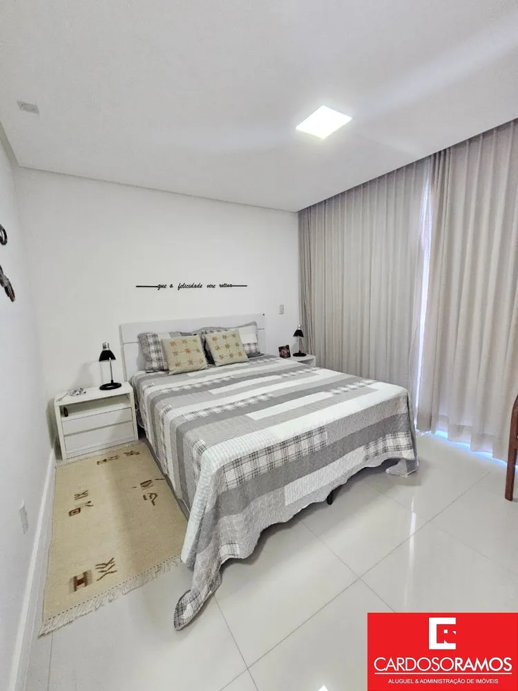 Cobertura, 3 quartos, 198 m² - Foto 3