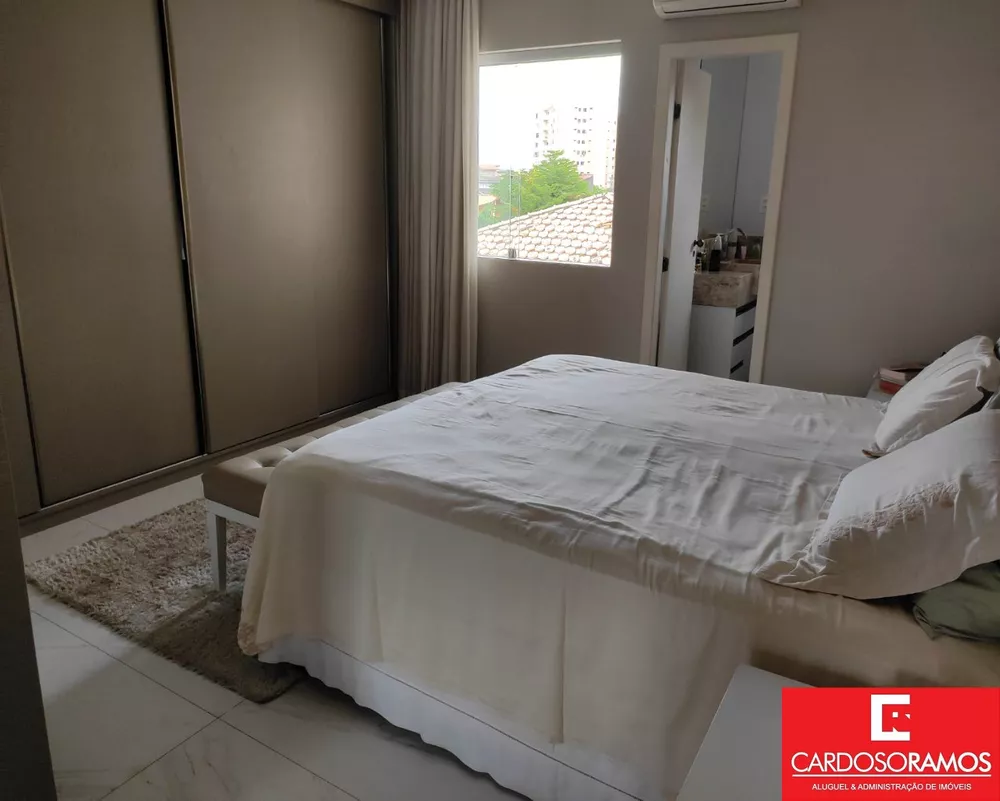 Casa à venda com 3 quartos, 313m² - Foto 18