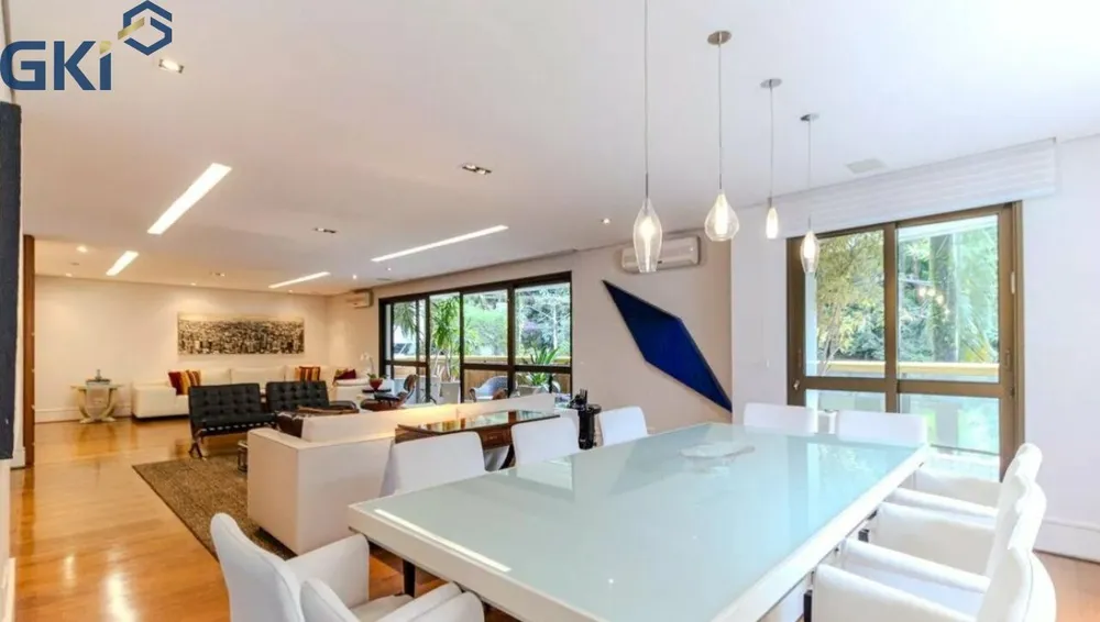 Apartamento, 3 quartos, 303 m² - Foto 1