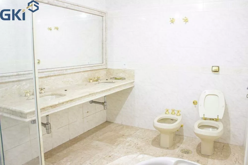 Apartamento, 3 quartos, 247 m² - Foto 2