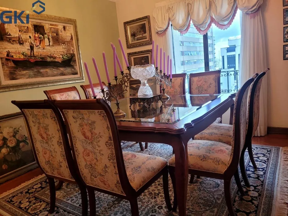 Apartamento, 3 quartos, 220 m² - Foto 1