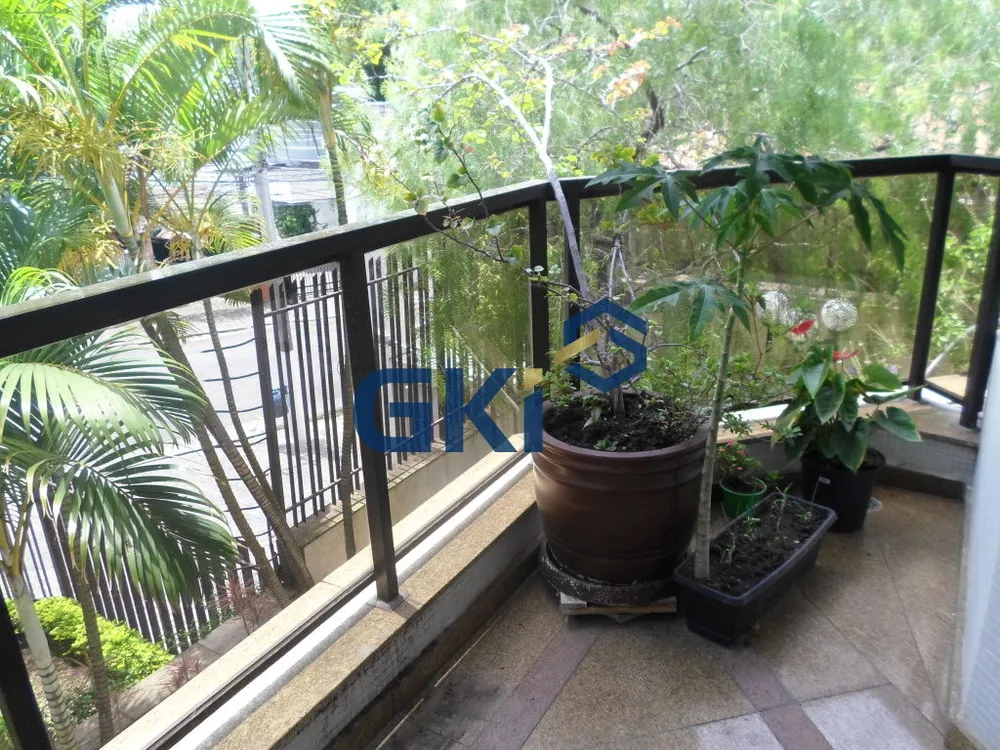 Apartamento, 4 quartos, 220 m² - Foto 1