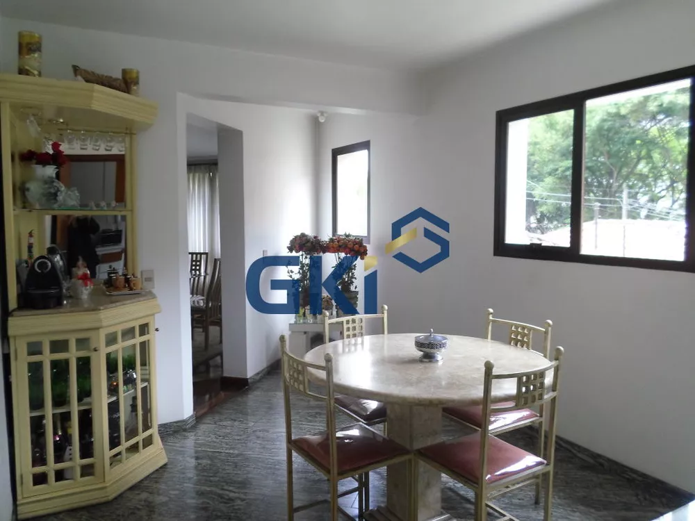 Apartamento, 4 quartos, 220 m² - Foto 1