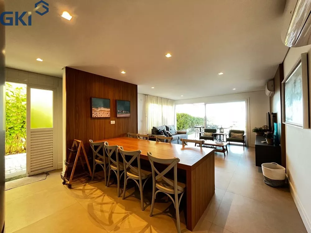 Casa, 4 quartos, 250 m² - Foto 1