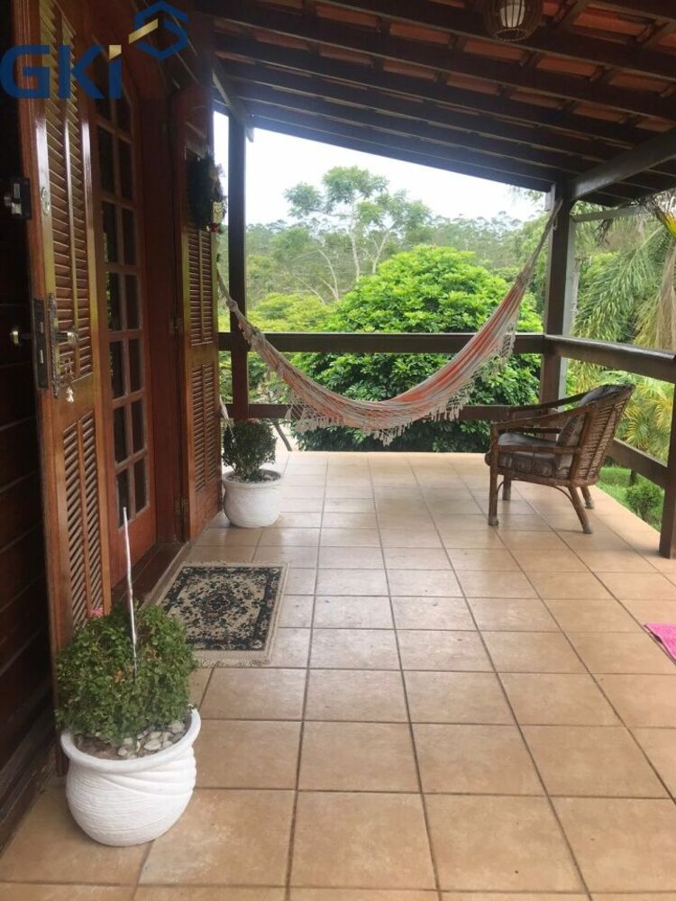 Casa de Condomínio à venda com 3 quartos, 170m² - Foto 1