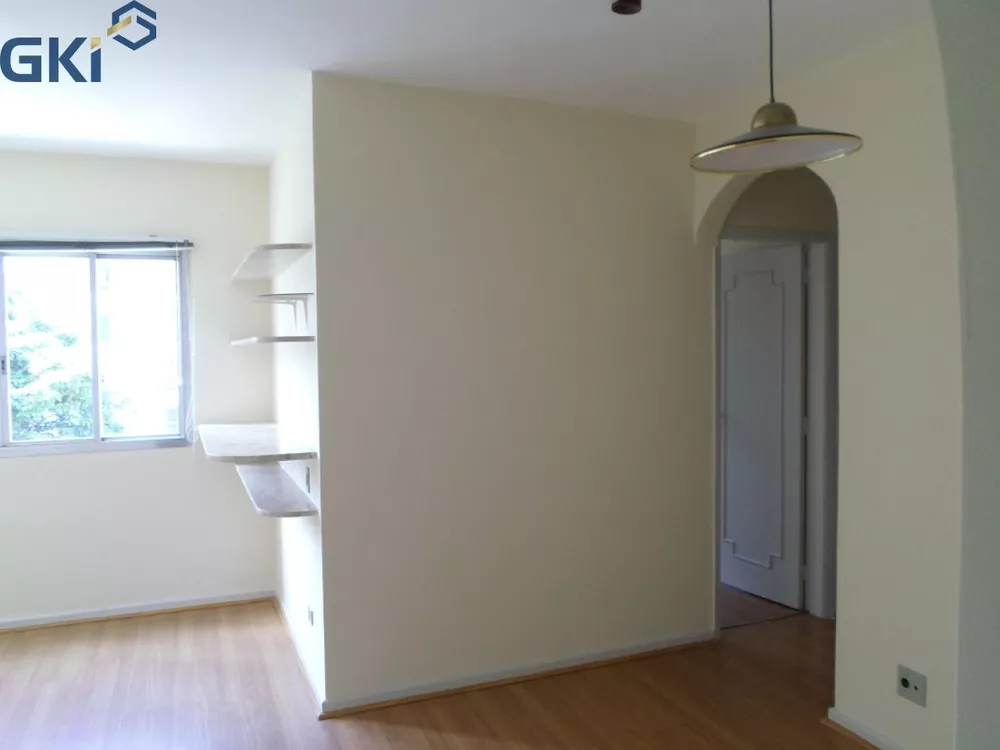 Apartamento à venda com 2 quartos, 65m² - Foto 1