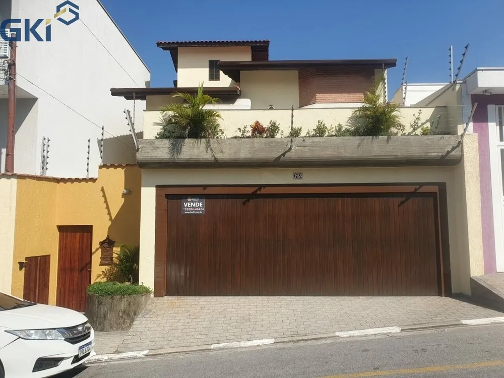 Casa, 3 quartos, 242 m² - Foto 1