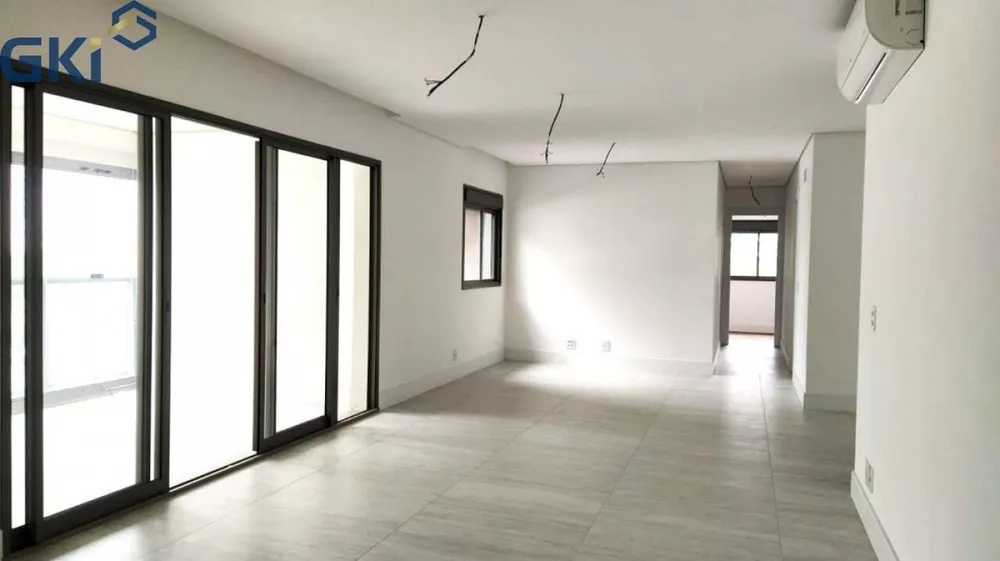 Apartamento, 3 quartos, 146 m² - Foto 1