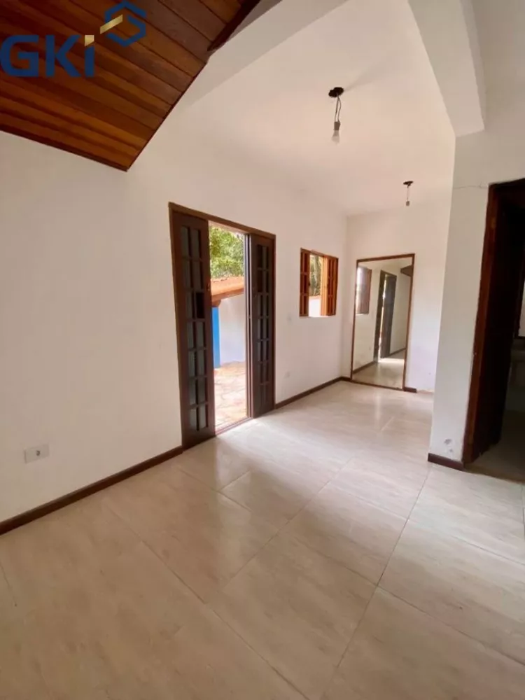 Casa de Condomínio à venda e aluguel com 5 quartos, 300m² - Foto 4