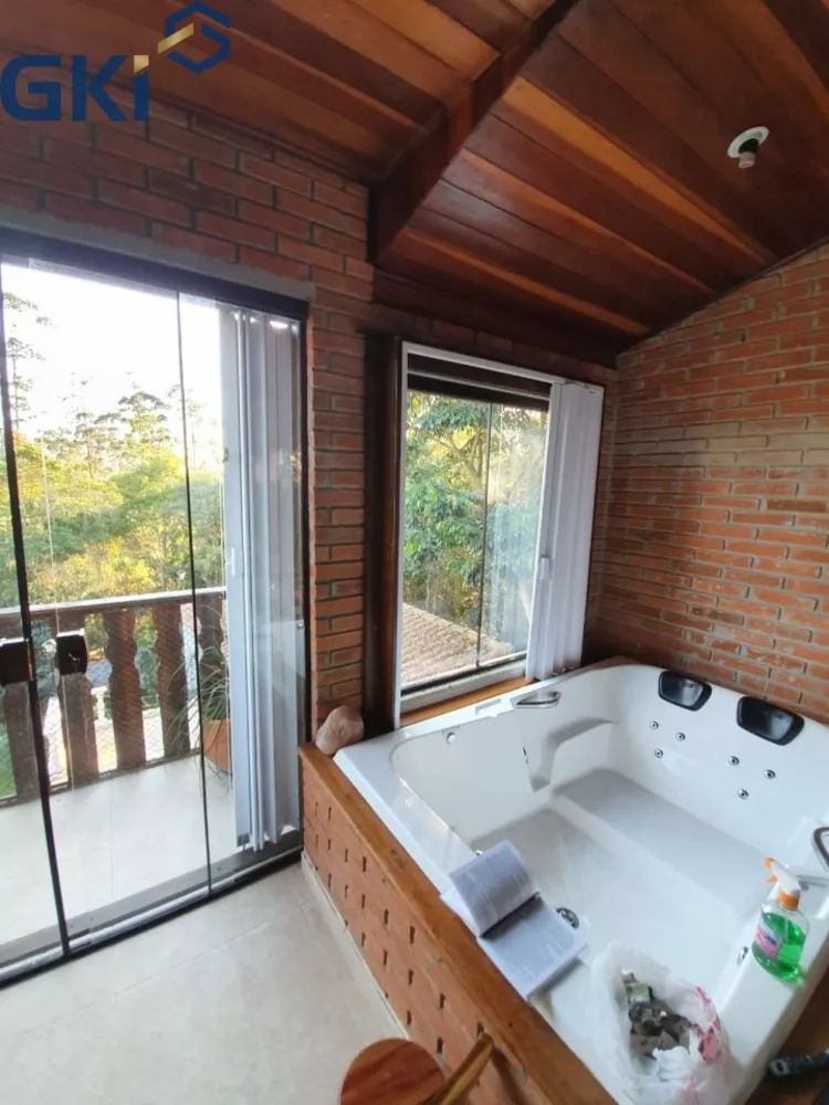 Casa de Condomínio à venda e aluguel com 5 quartos, 300m² - Foto 6