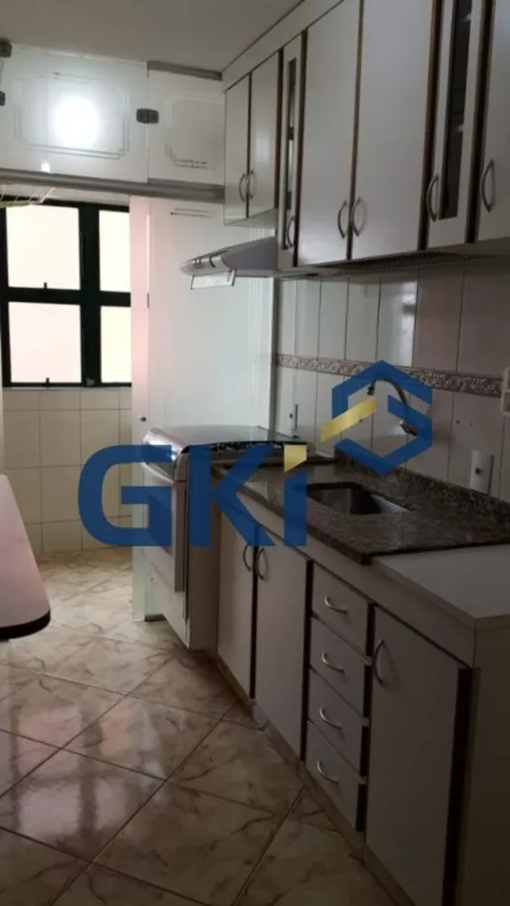 Apartamento à venda com 3 quartos, 65m² - Foto 3