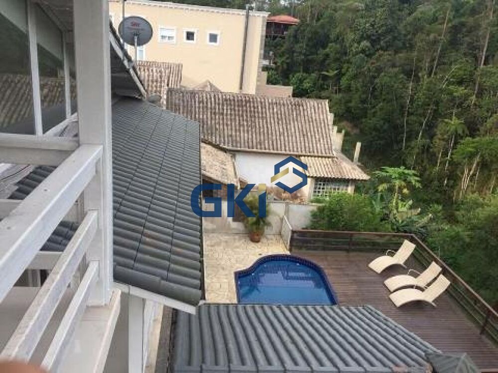 Casa de Condomínio à venda com 6 quartos, 350m² - Foto 4