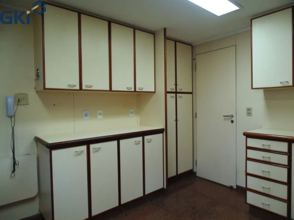 Apartamento, 3 quartos, 259 m² - Foto 2