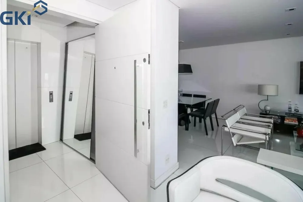 Apartamento, 3 quartos, 206 m² - Foto 1