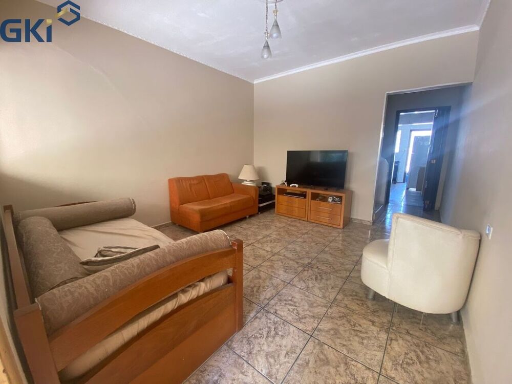 Casa à venda com 2 quartos, 155m² - Foto 2