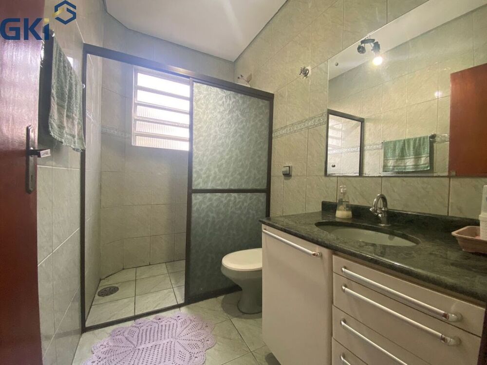 Casa à venda com 2 quartos, 155m² - Foto 9