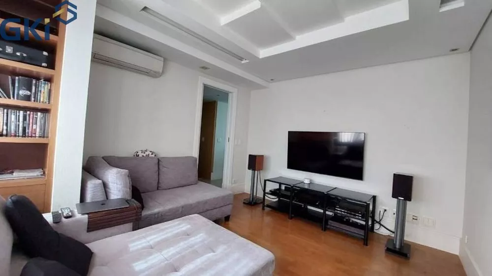 Apartamento, 3 quartos, 140 m² - Foto 1