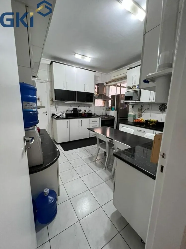 Apartamento, 3 quartos, 145 m² - Foto 2