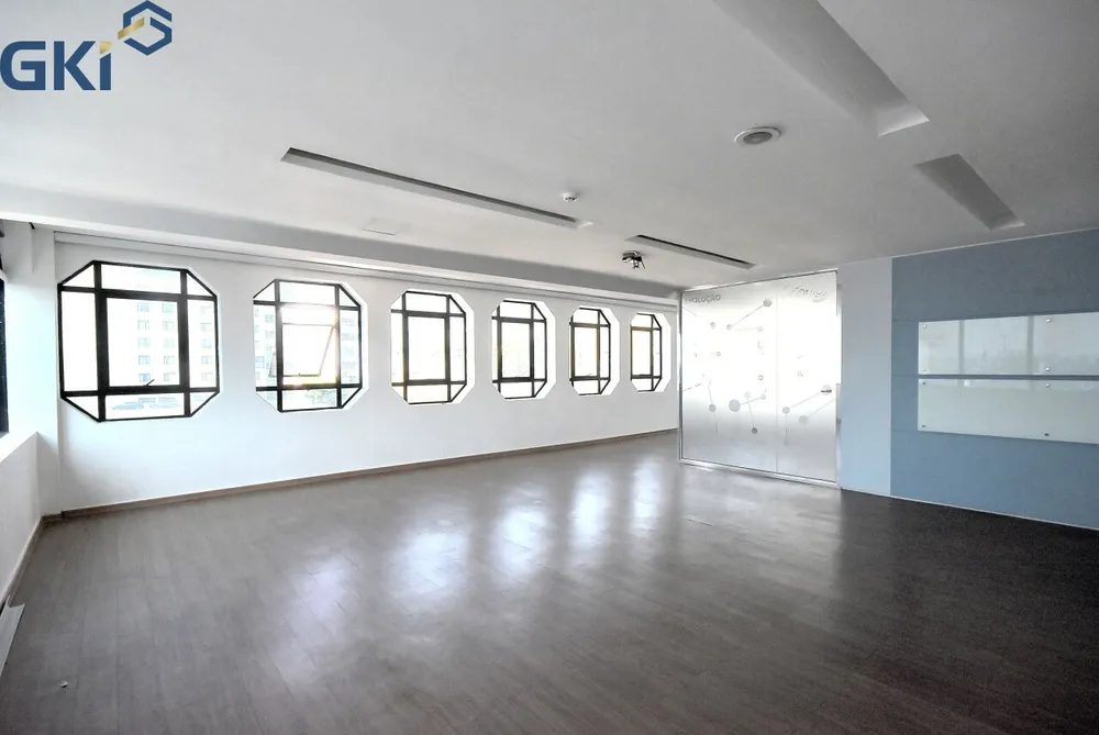 Prédio Inteiro, 4504 m² - Foto 1