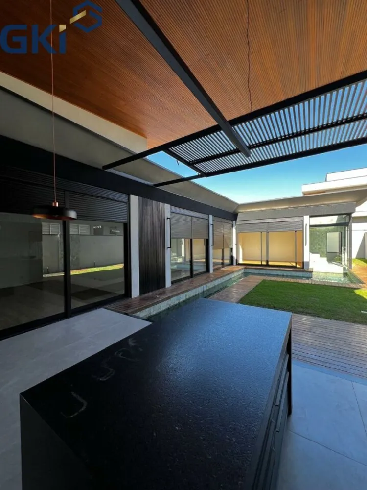 Casa, 4 quartos, 387 m² - Foto 1