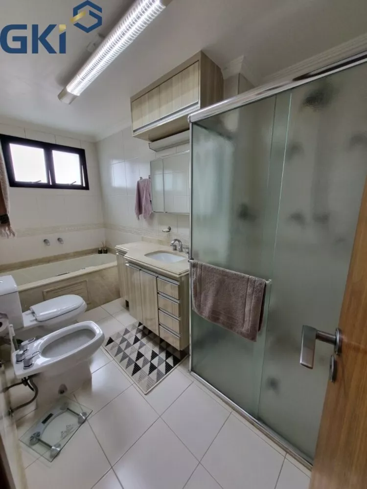 Apartamento, 3 quartos, 156 m² - Foto 2