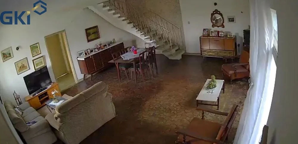 Casa, 4 quartos, 313 m² - Foto 2