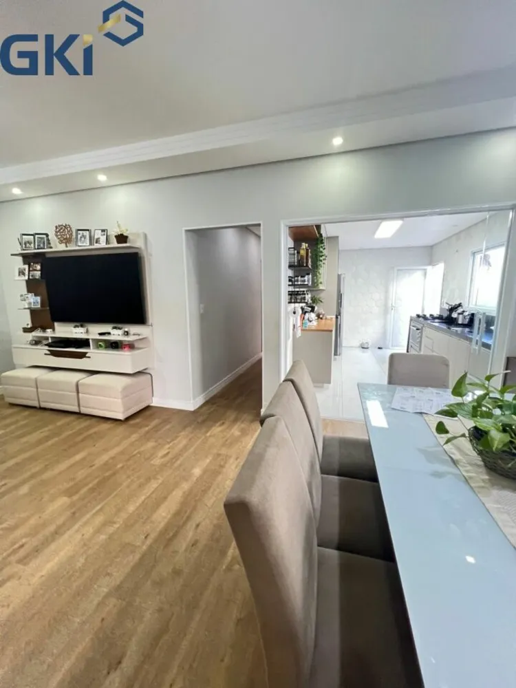 Casa, 3 quartos, 177 m² - Foto 1