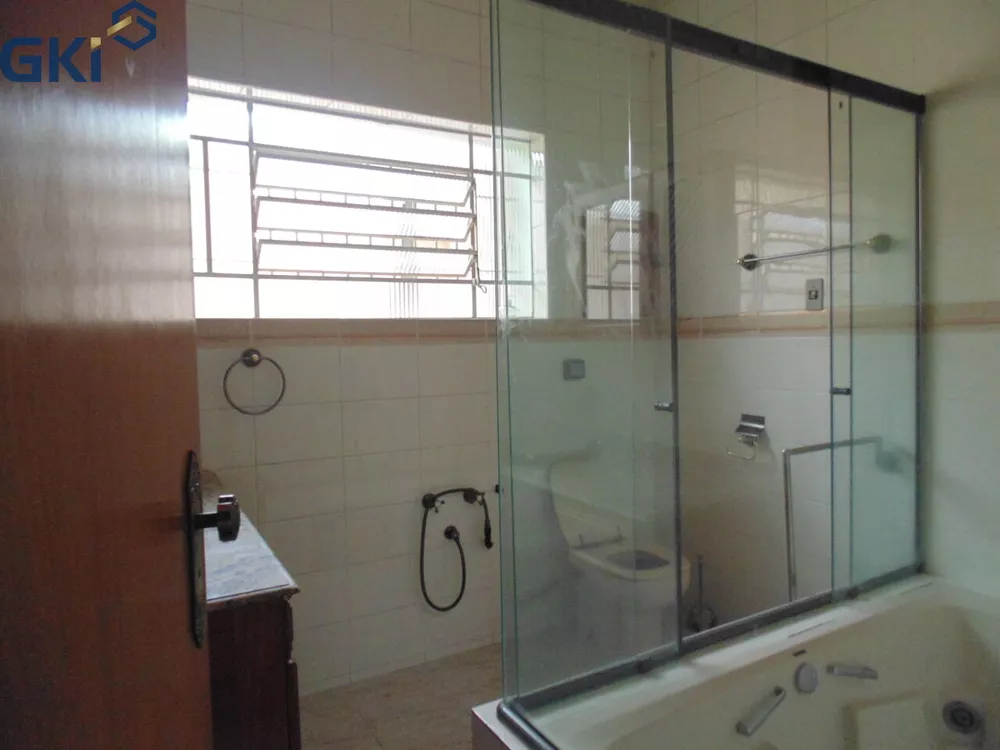 Casa, 3 quartos, 200 m² - Foto 1