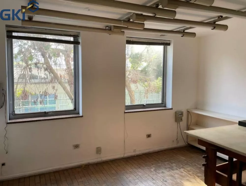 Casa, 4 quartos, 168 m² - Foto 1