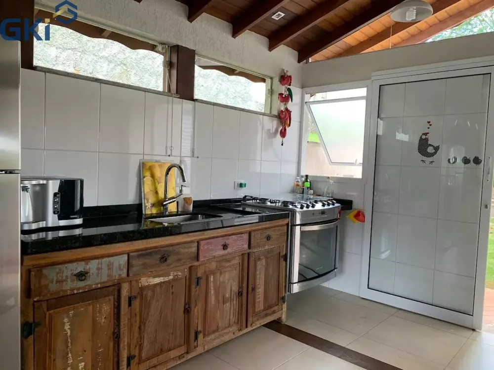 Casa à venda com 4 quartos, 450m² - Foto 6