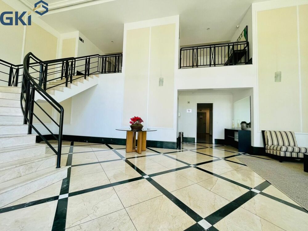 Apartamento à venda com 3 quartos, 215m² - Foto 12